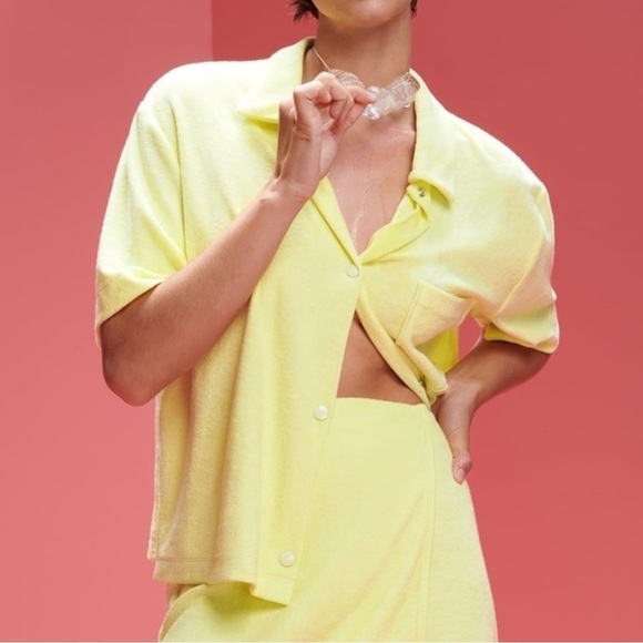 Zara Tops - Zara women’s velour terry cloth pocket short sleeve snap button down boxy fit